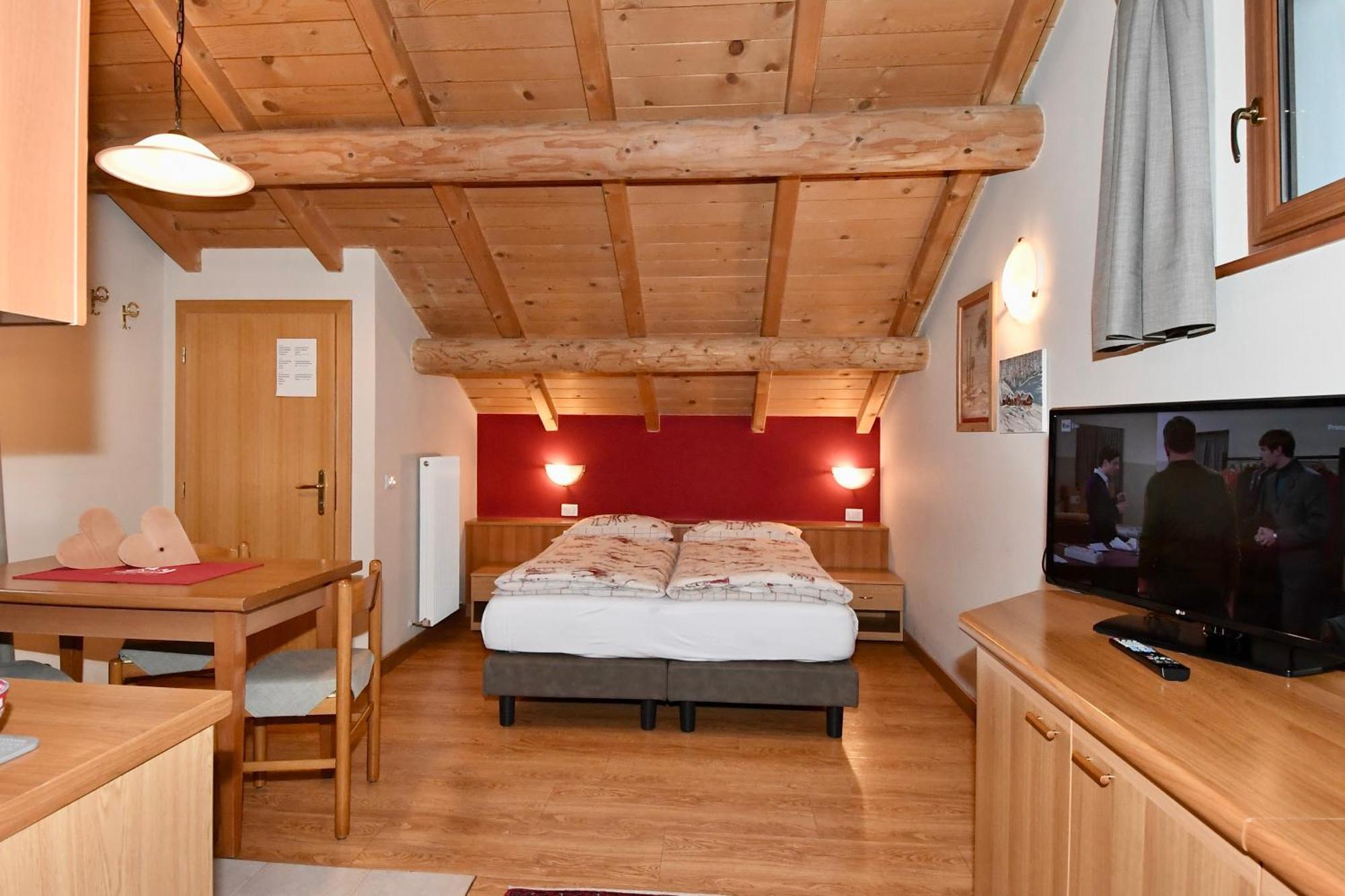 Casa Erica Apartments Ливиньо Экстерьер фото