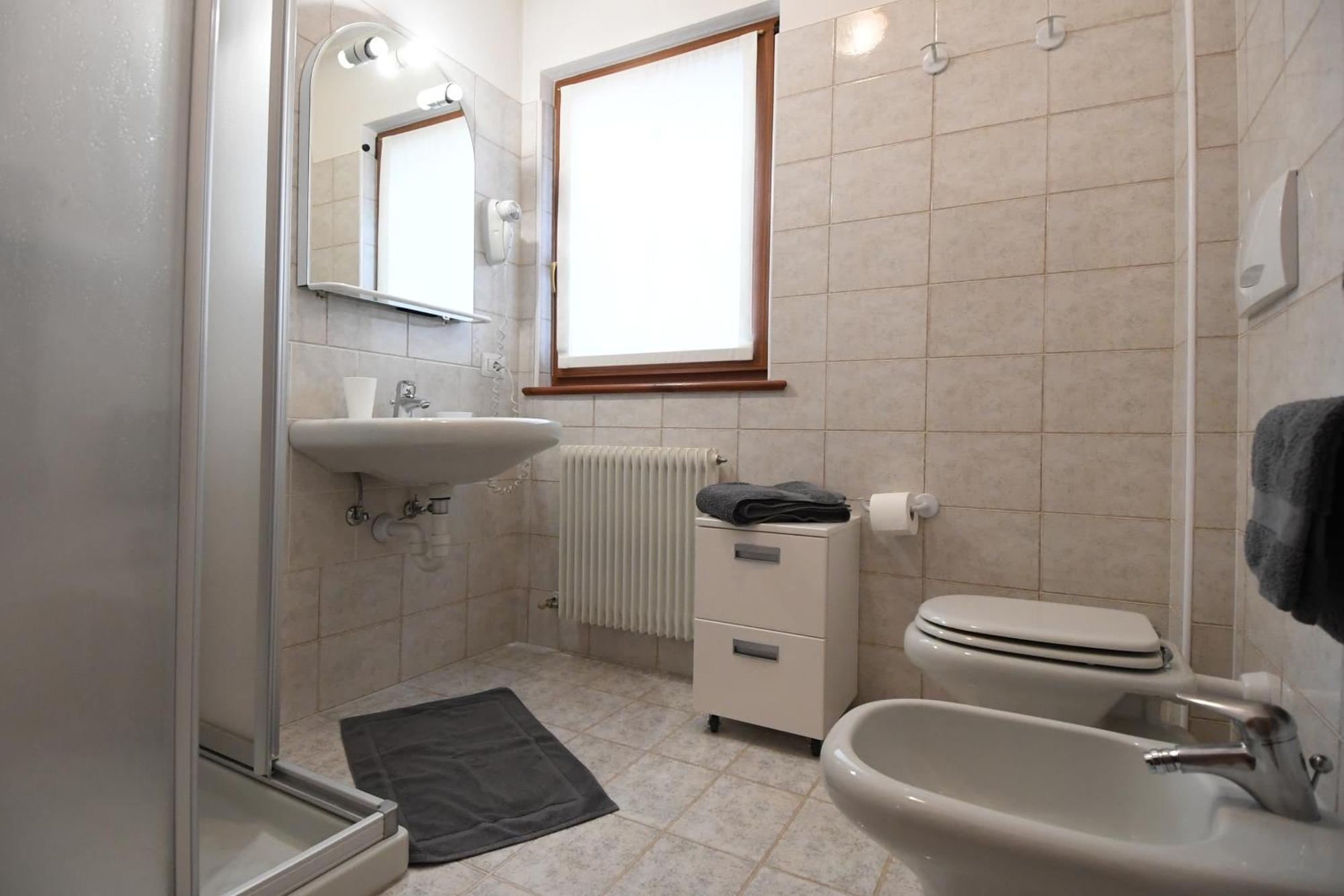 Casa Erica Apartments Ливиньо Экстерьер фото